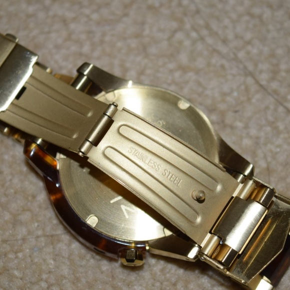 SOLD - Picture 4 of 10